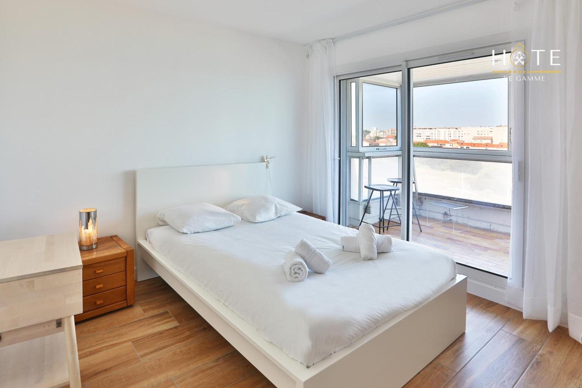 Appartement De Caractere, Superbe Vue Mer 280° La Chaume 외부 사진